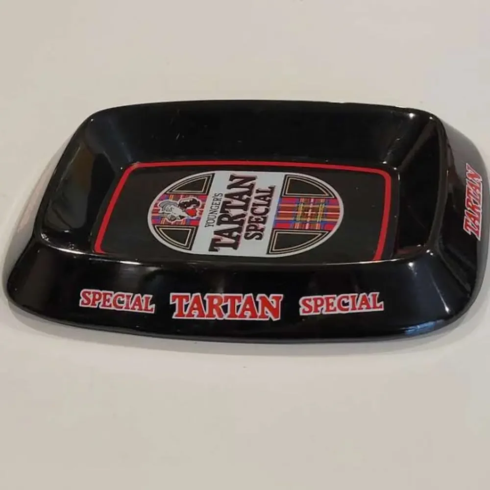 Vintage Younger’s Tartan Special Ash Tray Ornamin Made in Great Britain